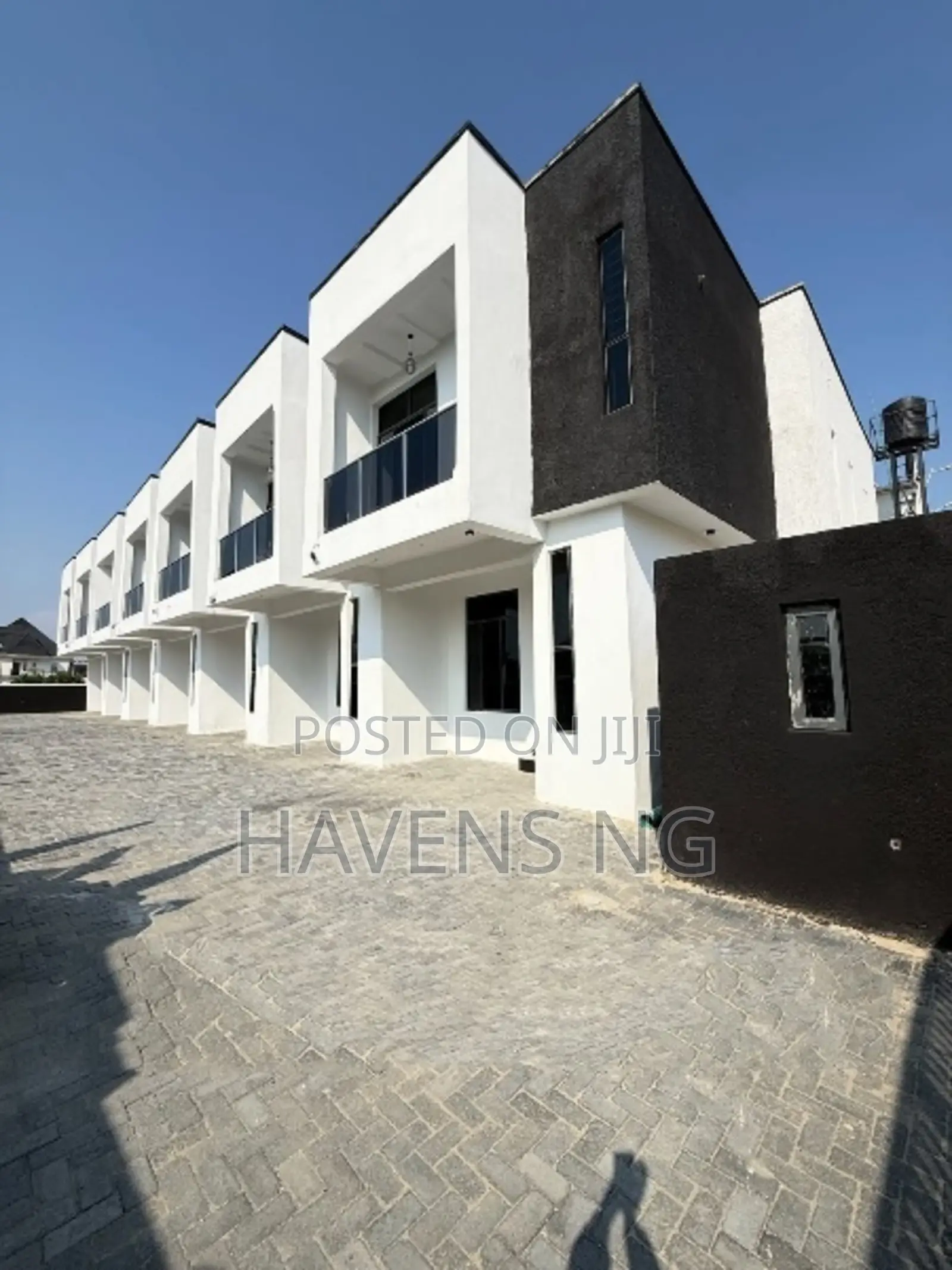3bdrm Duplex in Lekki Phase 2 for sale