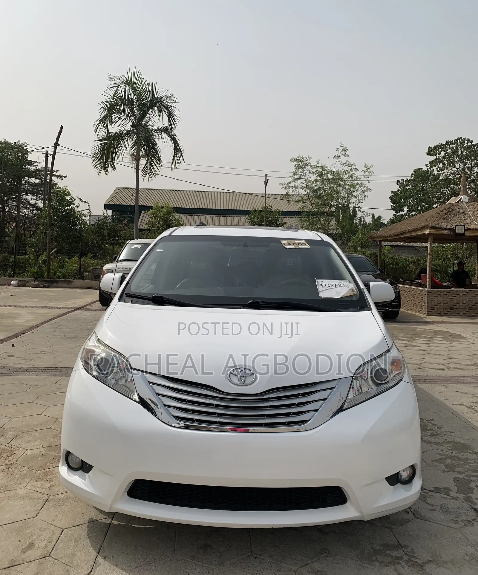 Toyota Sienna 2012 White