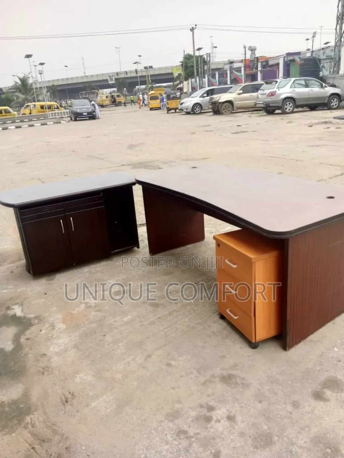 Executive Office Table With Extension, Drawer and Executive Chair