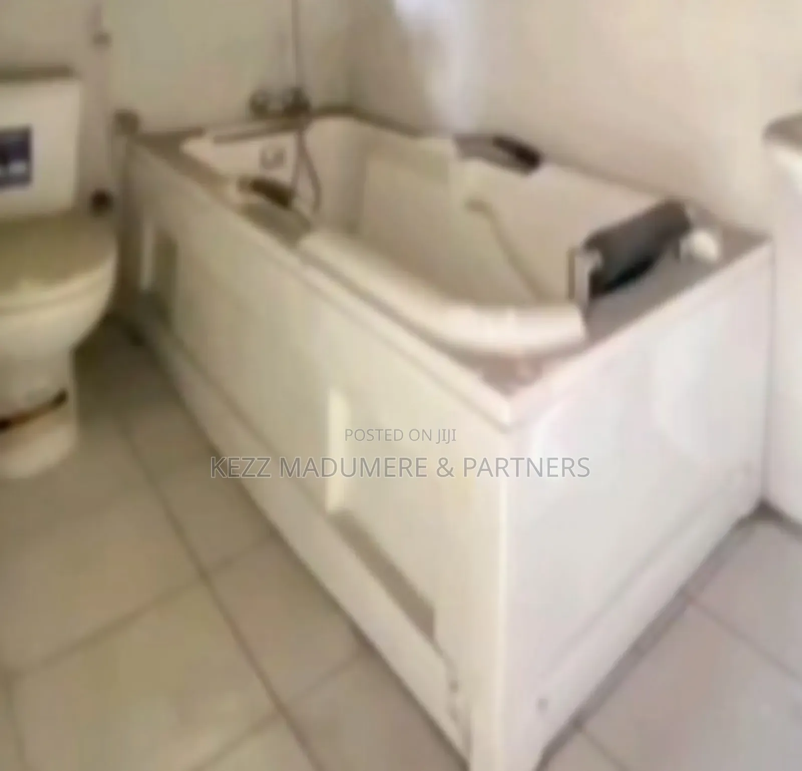 20bdrm Block of Flats in Dr Peter Odili , for sale