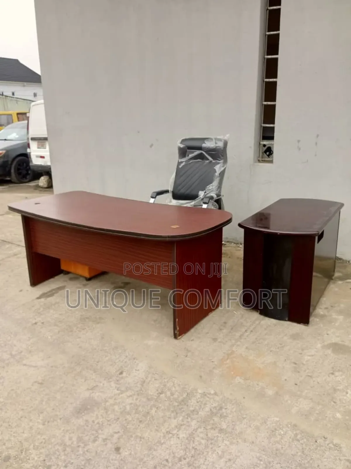 Executive Office Table,Side Cabinet, Drawer and Executive Office Chair