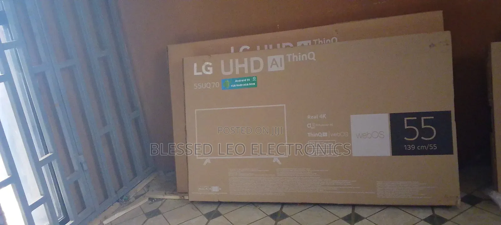 55 Inches With Facebook Youtube and Massive Series