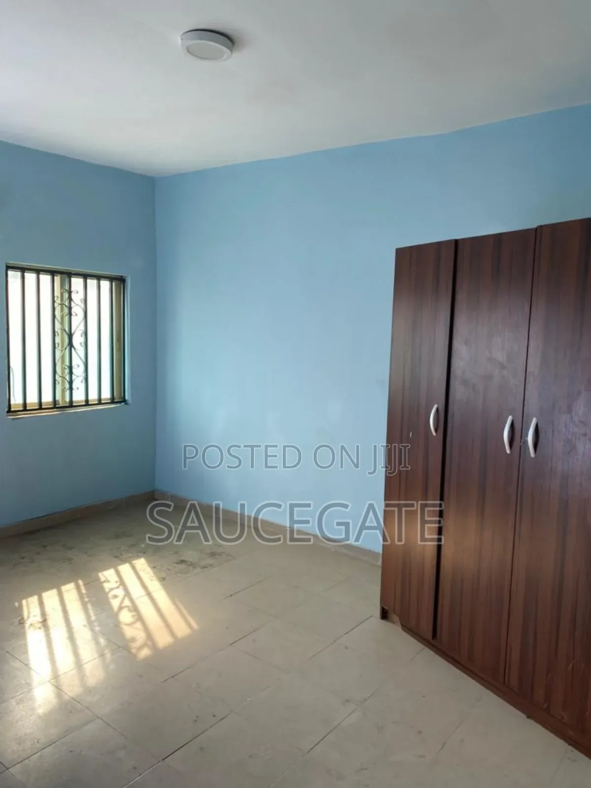 2bdrm Block of Flats in Ago Palace for sale