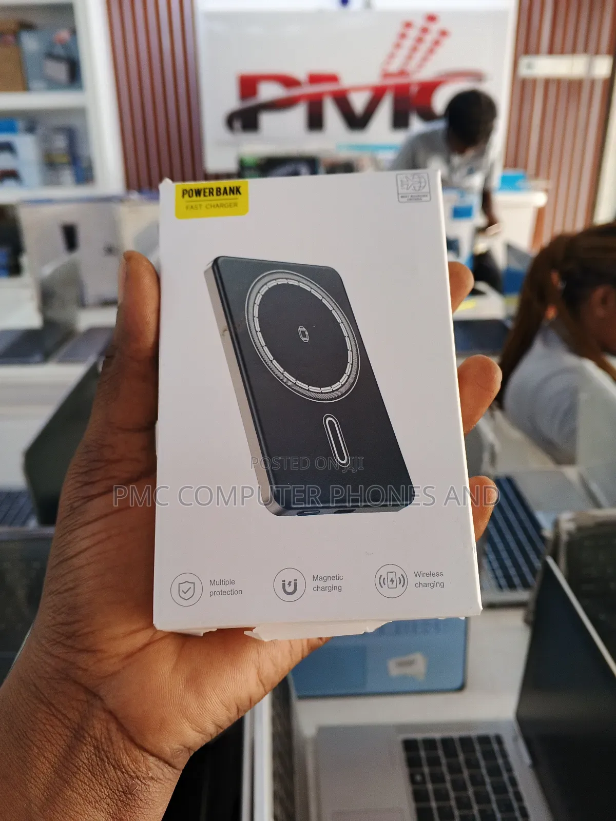 Digital Magnetic Powerbank