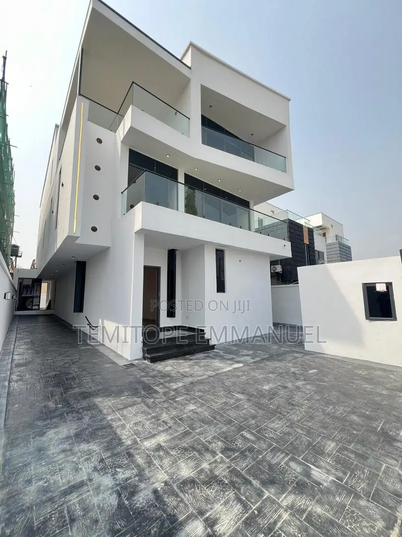 Furnished 5bdrm Duplex in Lekki Phase 1 for sale