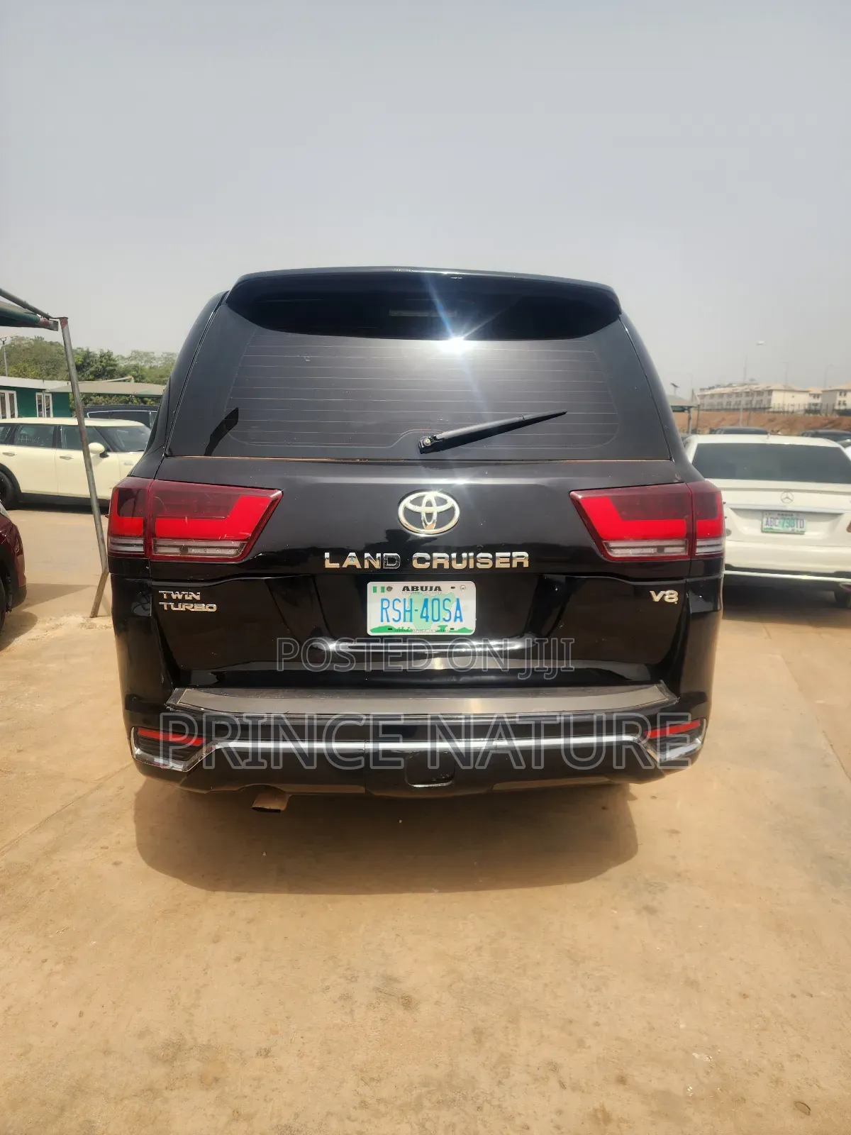Toyota Land Cruiser 2016 Black