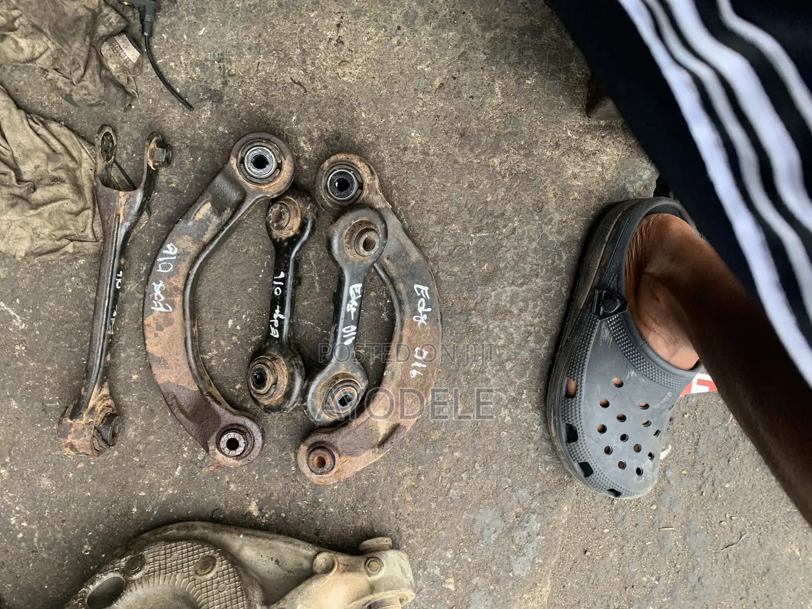 Ford Edge Complete Back Arm 2016