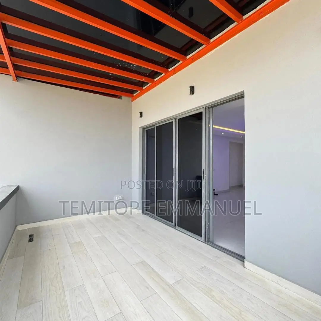 Furnished 5bdrm Duplex in Gbagada for sale