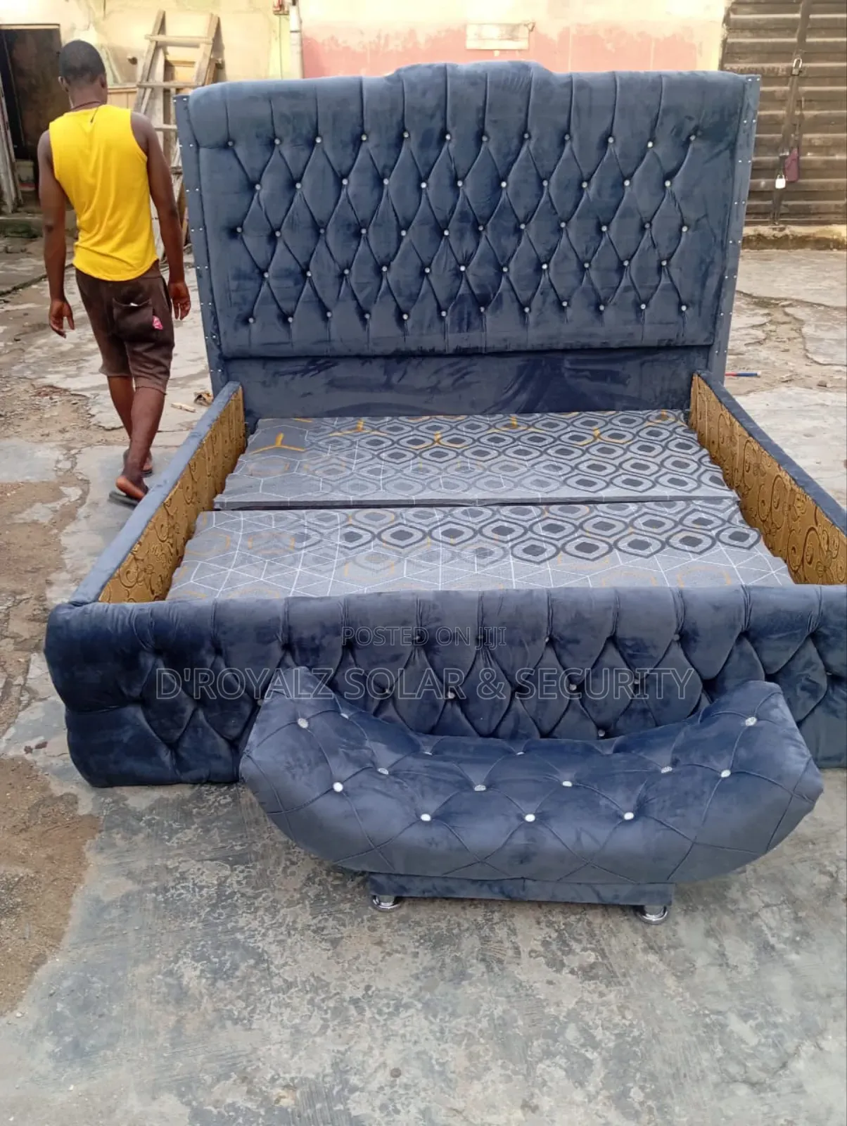 4×6 Luxury Upholstered Bed Frame With Foot Rest