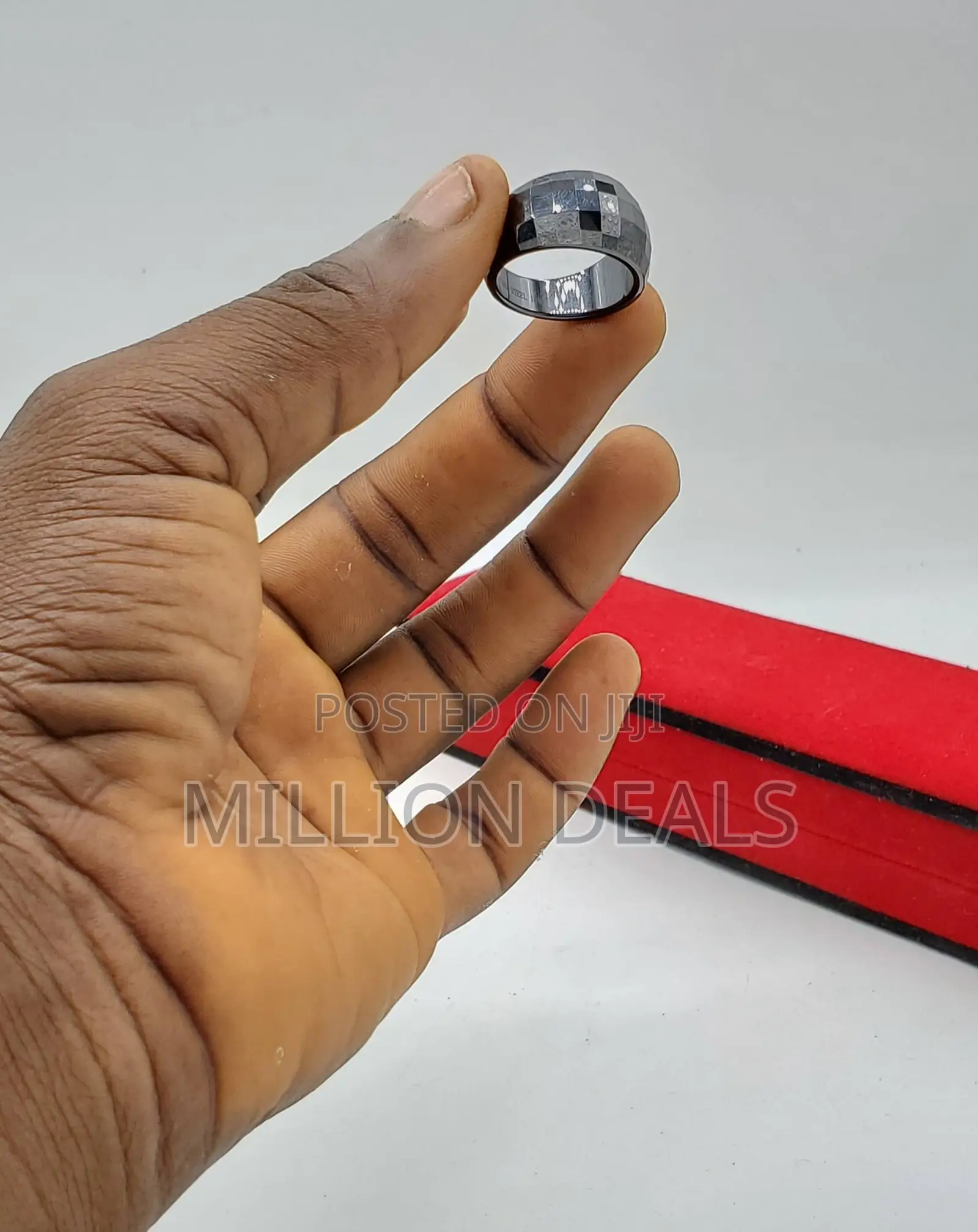 Luxury Iced Men’S Stylish Punk Ring