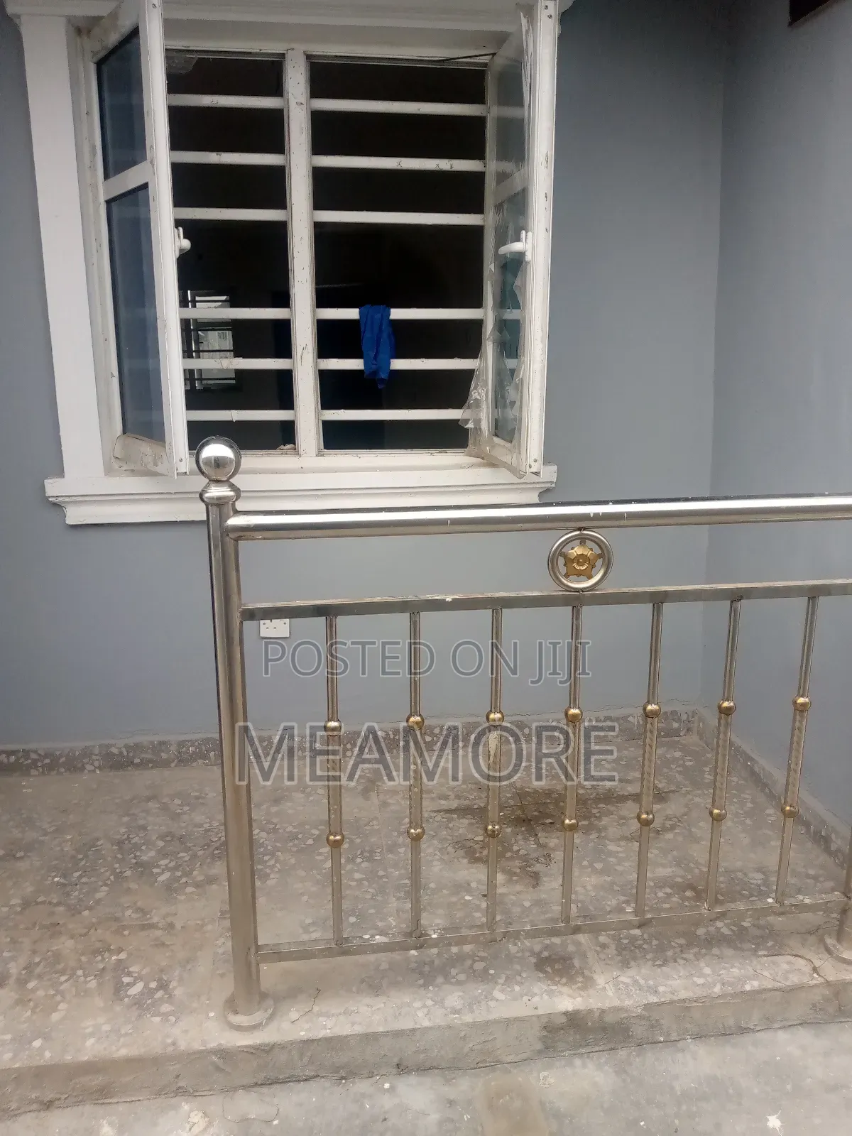 2bdrm Mansion in Dallas Temu, Epe for rent