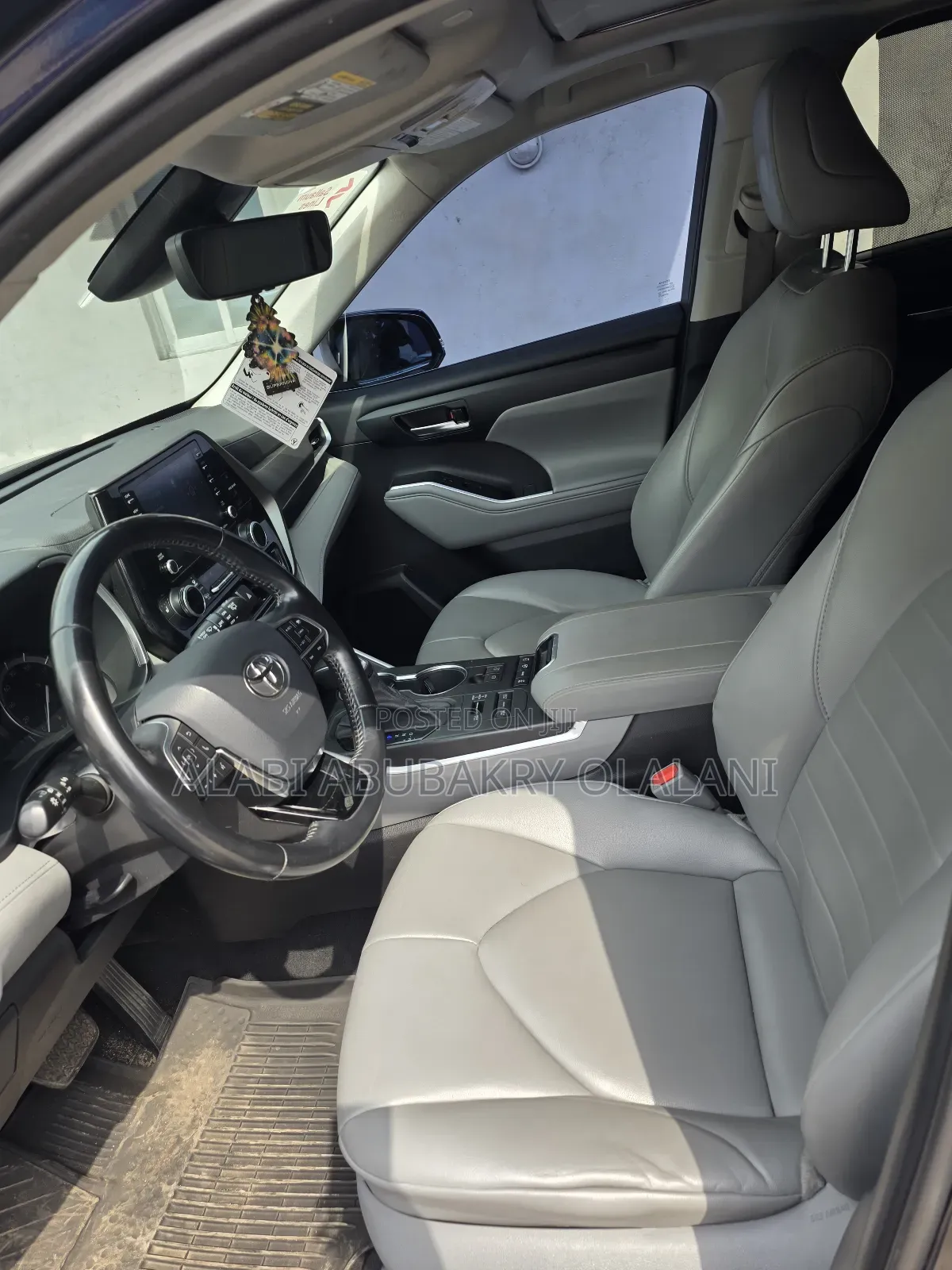 Toyota Highlander 2022 Blue