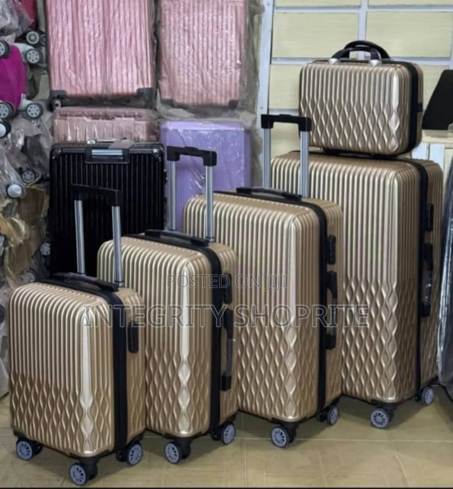 Quality Traveling Bags
