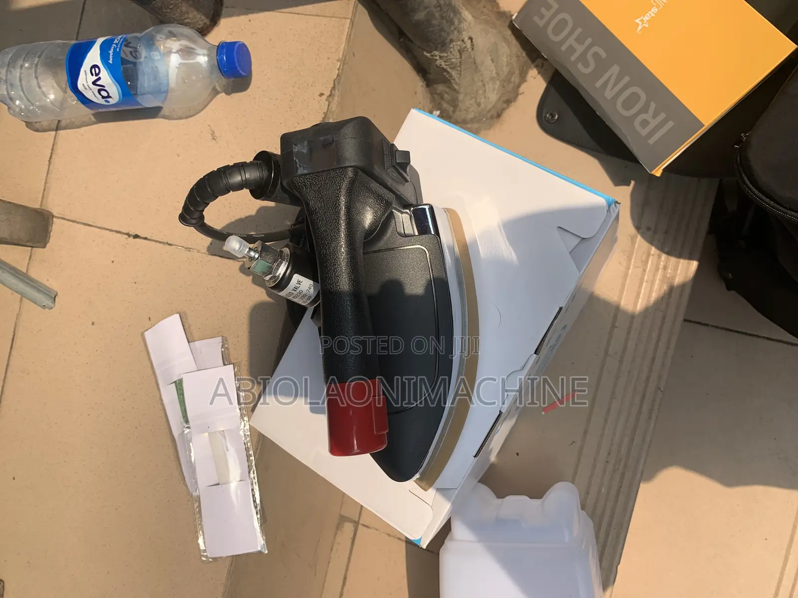 Weitejie Industrial Steam Iron – 1000w (Free Teflon Shoe Included)