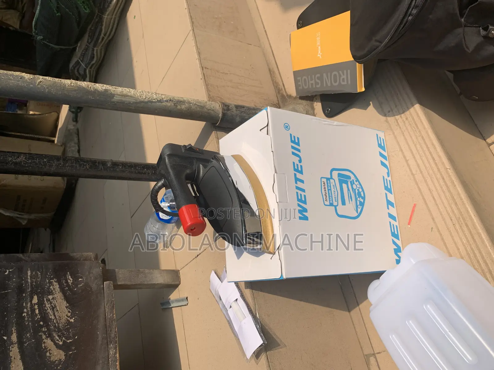 Weitejie Industrial Steam Iron – 1000w (Free Teflon Shoe Included)