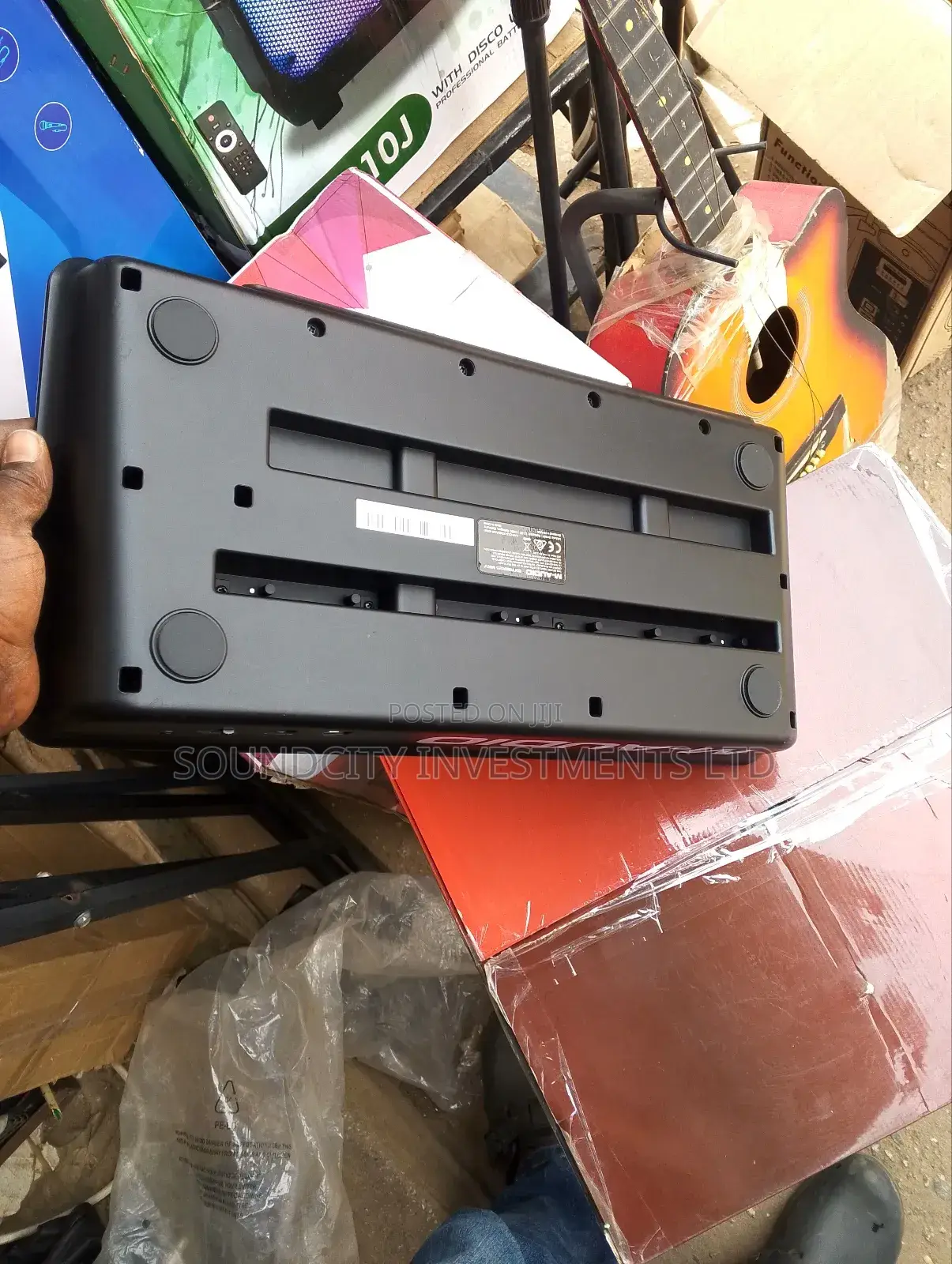 Few Months Neatly Used M-Audio Oxygen 25 Midi Controller.