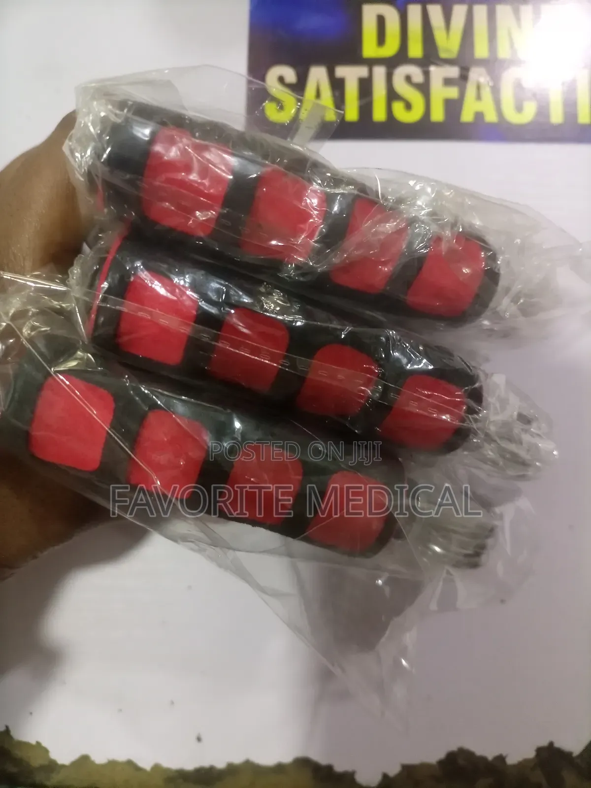 A Pair of Hand Grip Strengthener