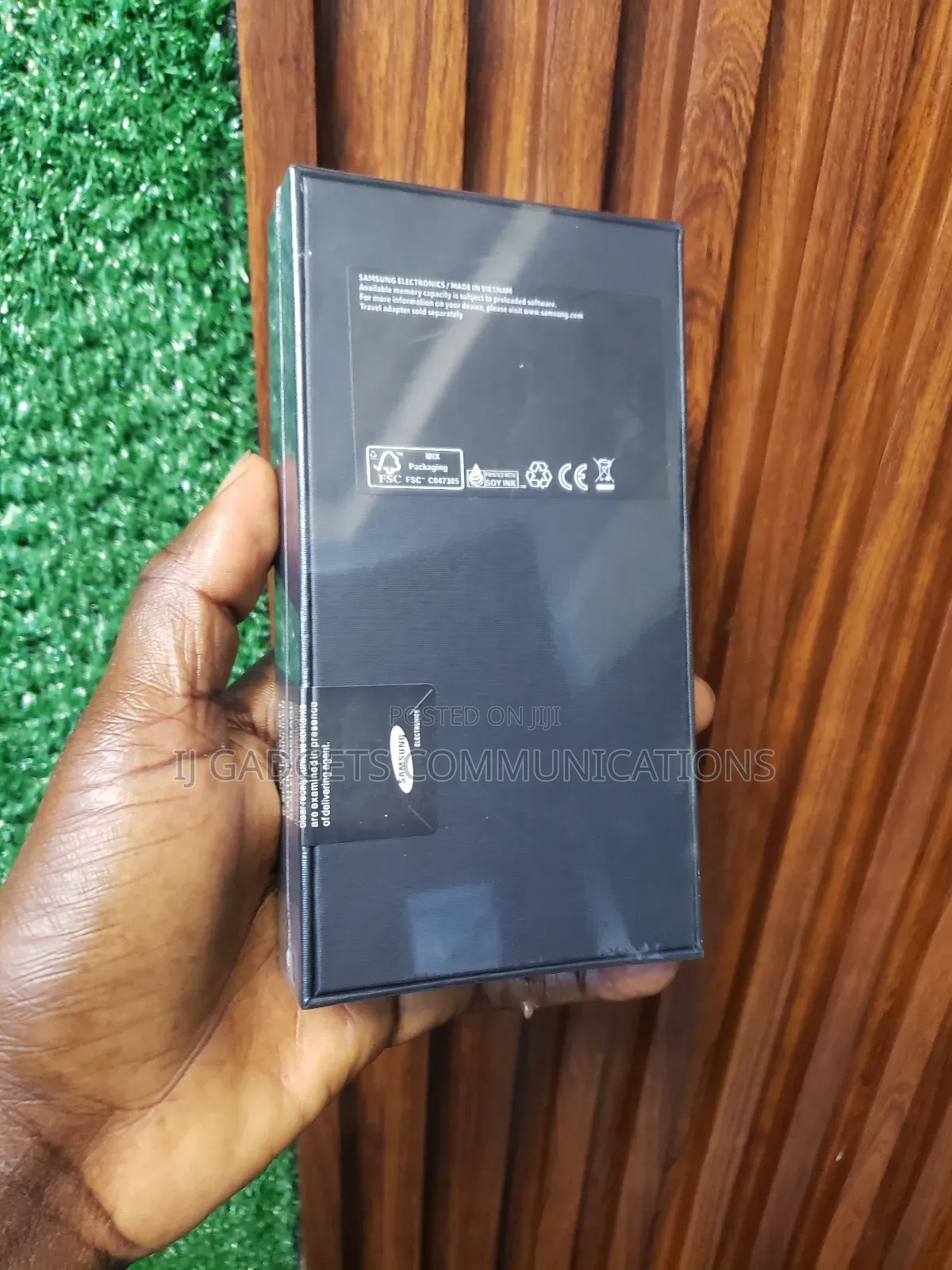 New Samsung Galaxy S22 5G 128 GB Black