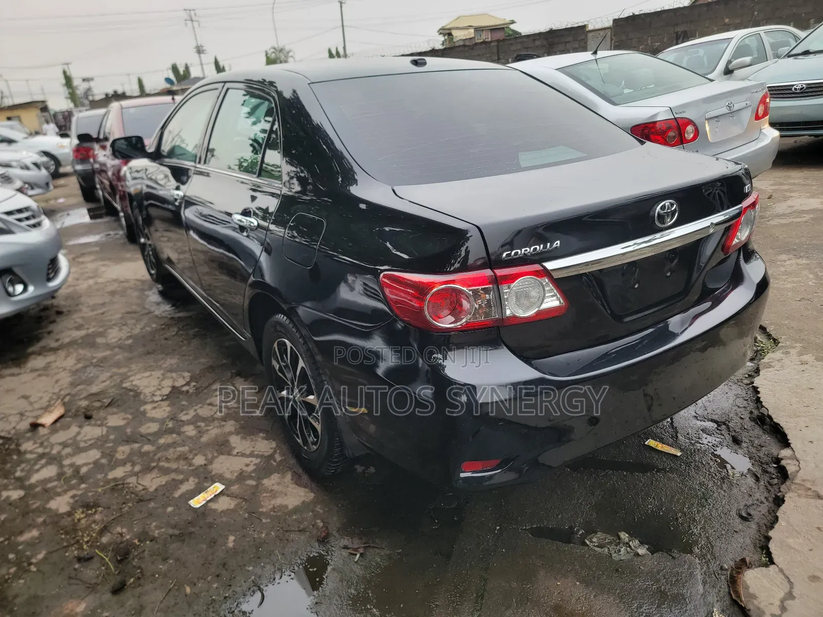 Toyota Corolla LE Special Edition 4dr Sedan (1.8L 4cyl 4A) 2013 Black