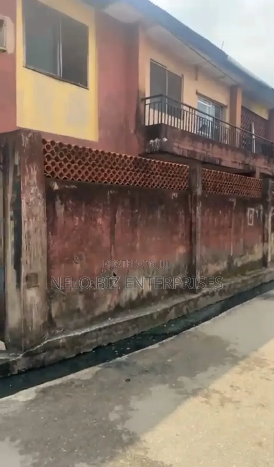 3bdrm Apartment in Ijeshatedo for sale