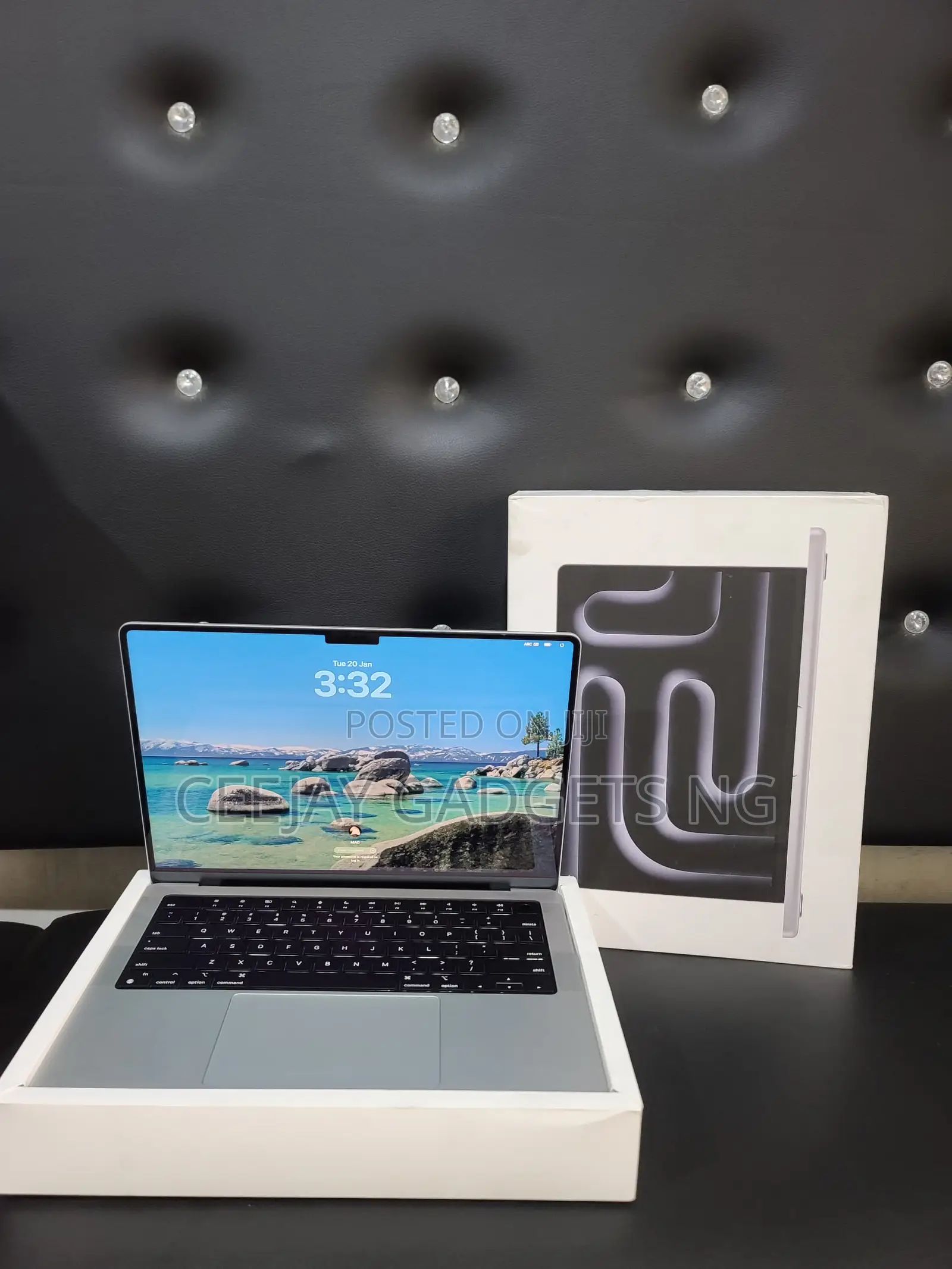 Laptop Apple MacBook Pro 2024 M4 Pro 14-inch 24GB Apple M4 SSD 512GB