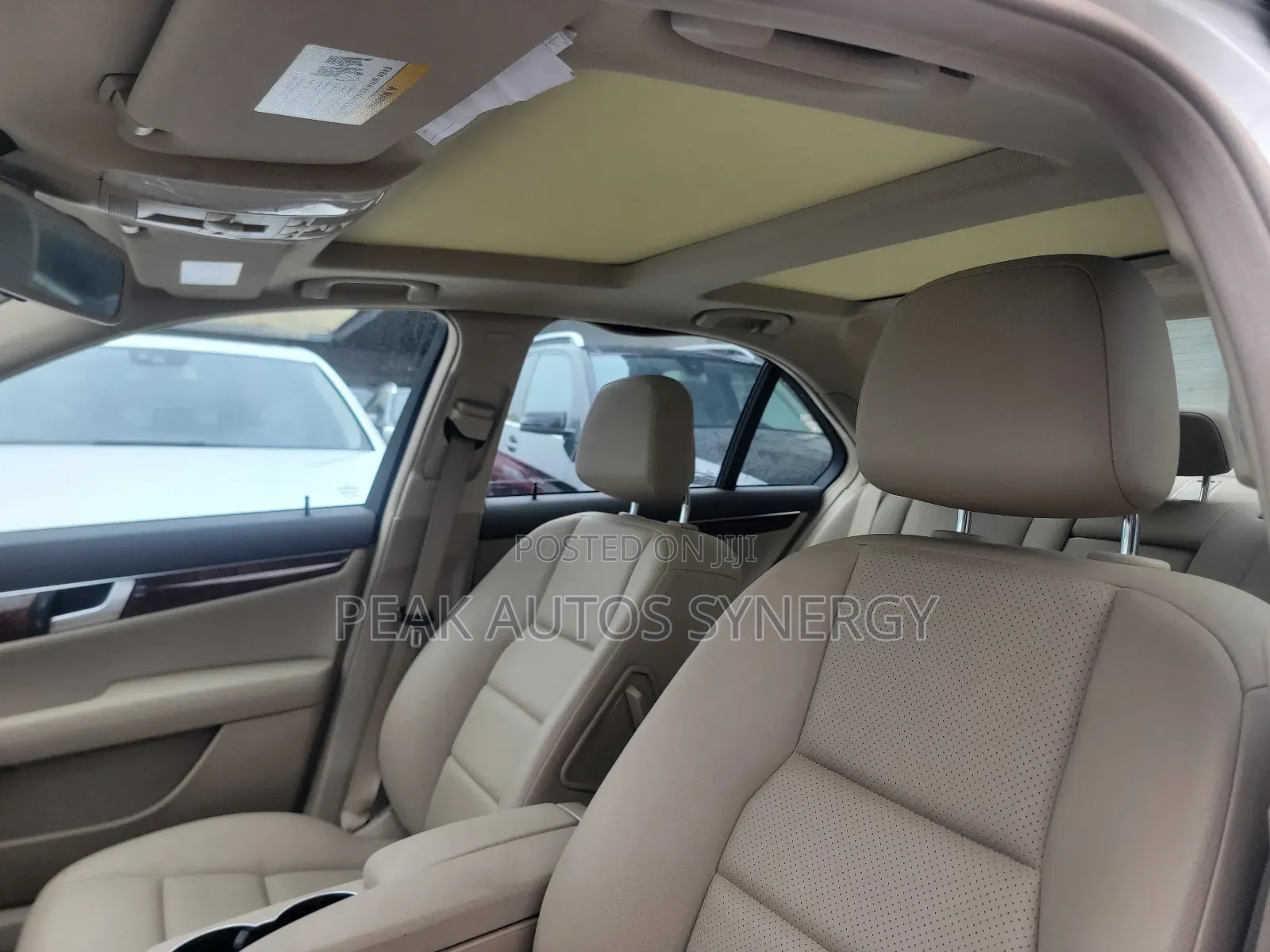 Mercedes-Benz C300 Luxury 4Matic Sedan AWD (3.5L 6cyl 7A) 2014 White
