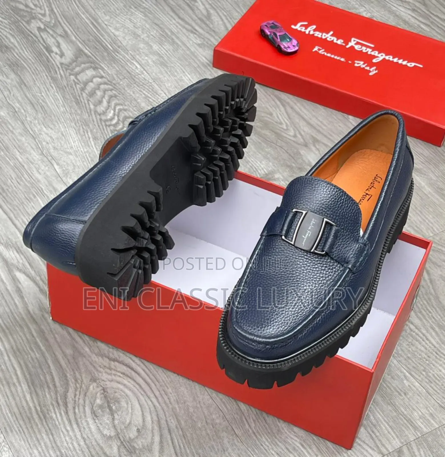 Pure Quality Luxury Men's Loafers Shoes Collection Ferragamo