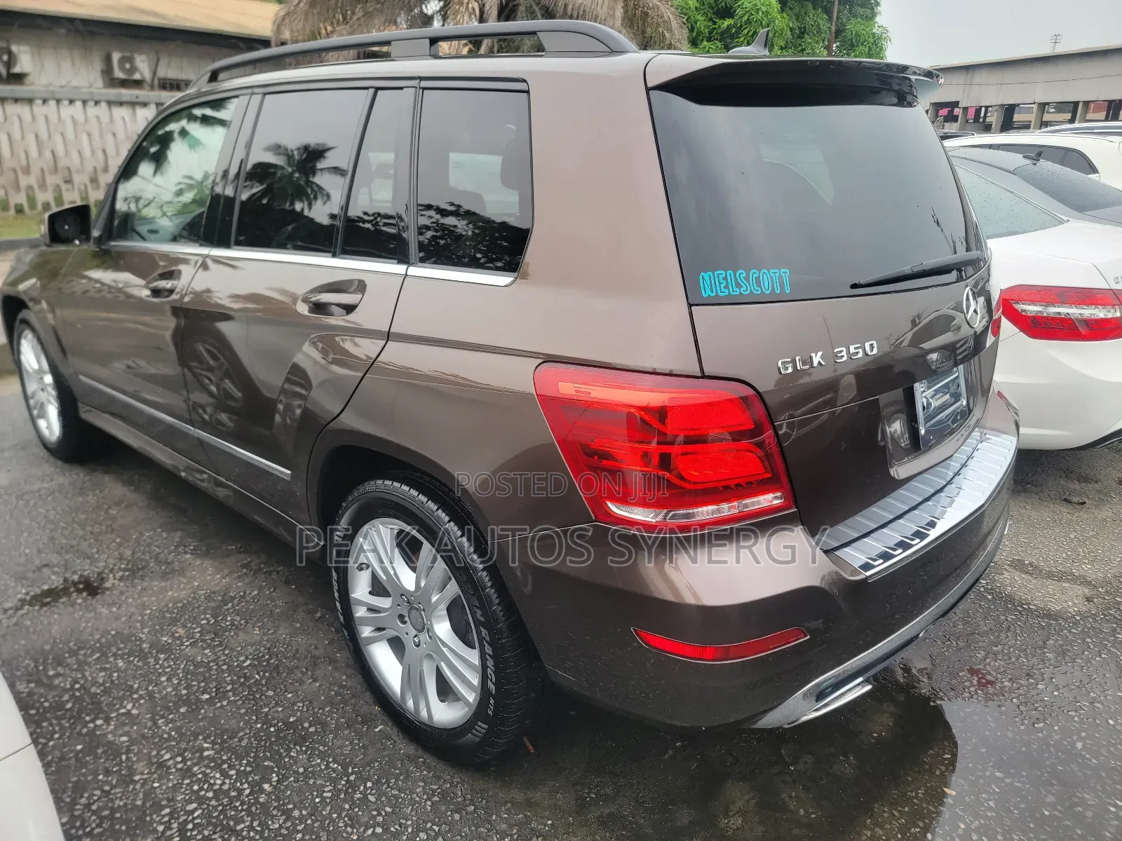 Mercedes-Benz GLK-Class Base GLK 350 4dr AWD 4MATIC (3.5L 6cyl 7A) 2015