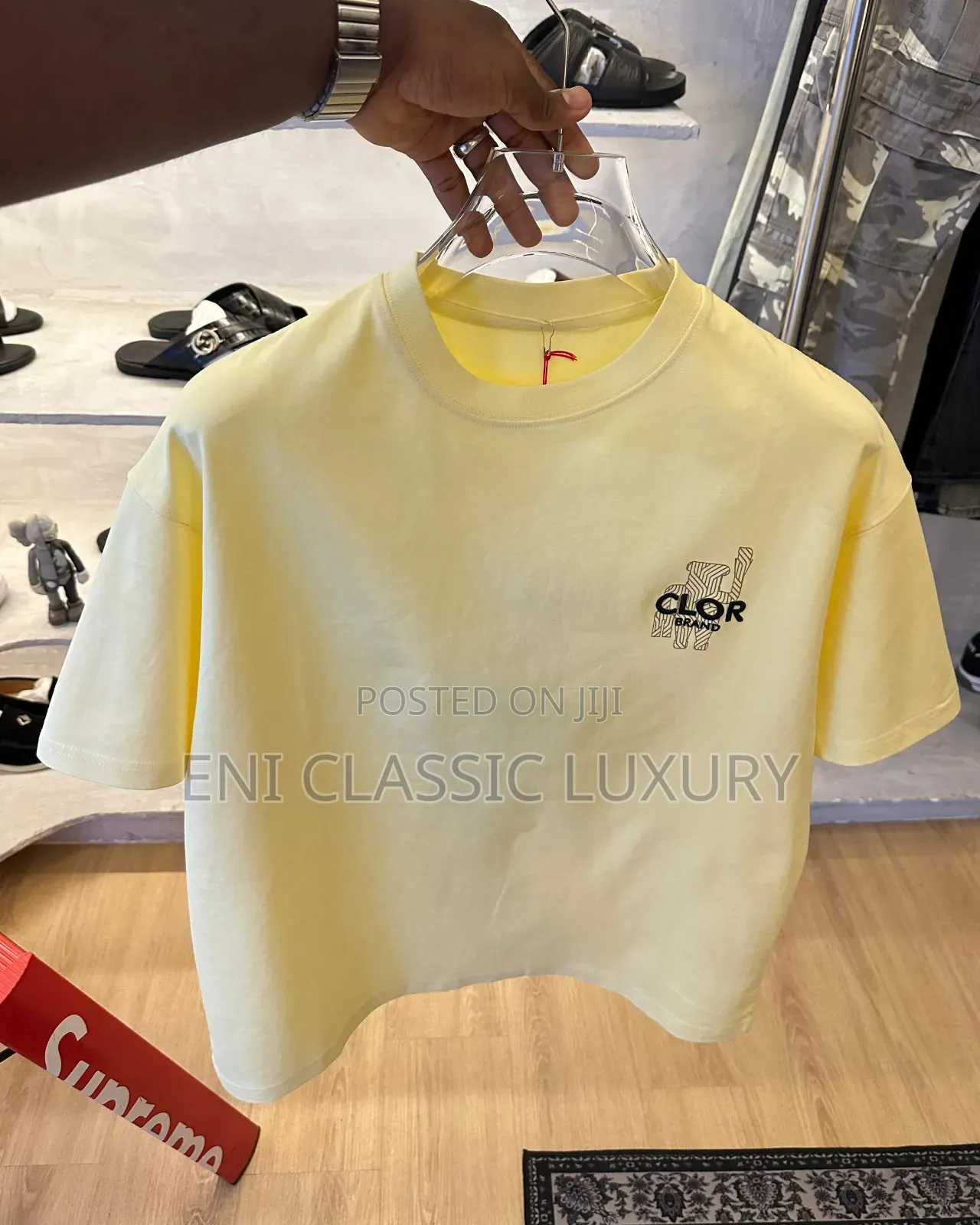 Pure Quality Luxury Cargo Round Neck Well Banded Package