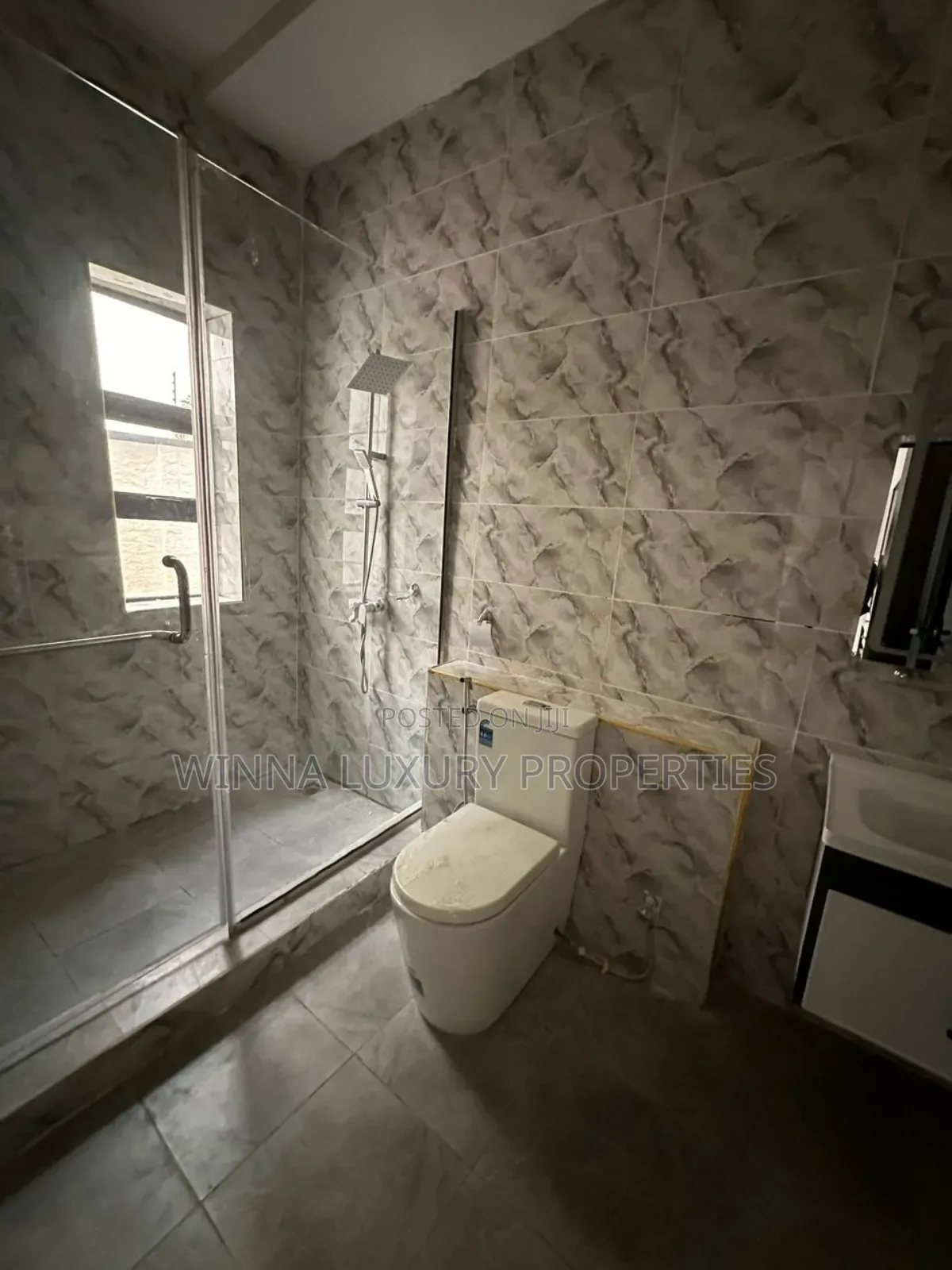 3 Bedrooms Apartment With Swimming Pool