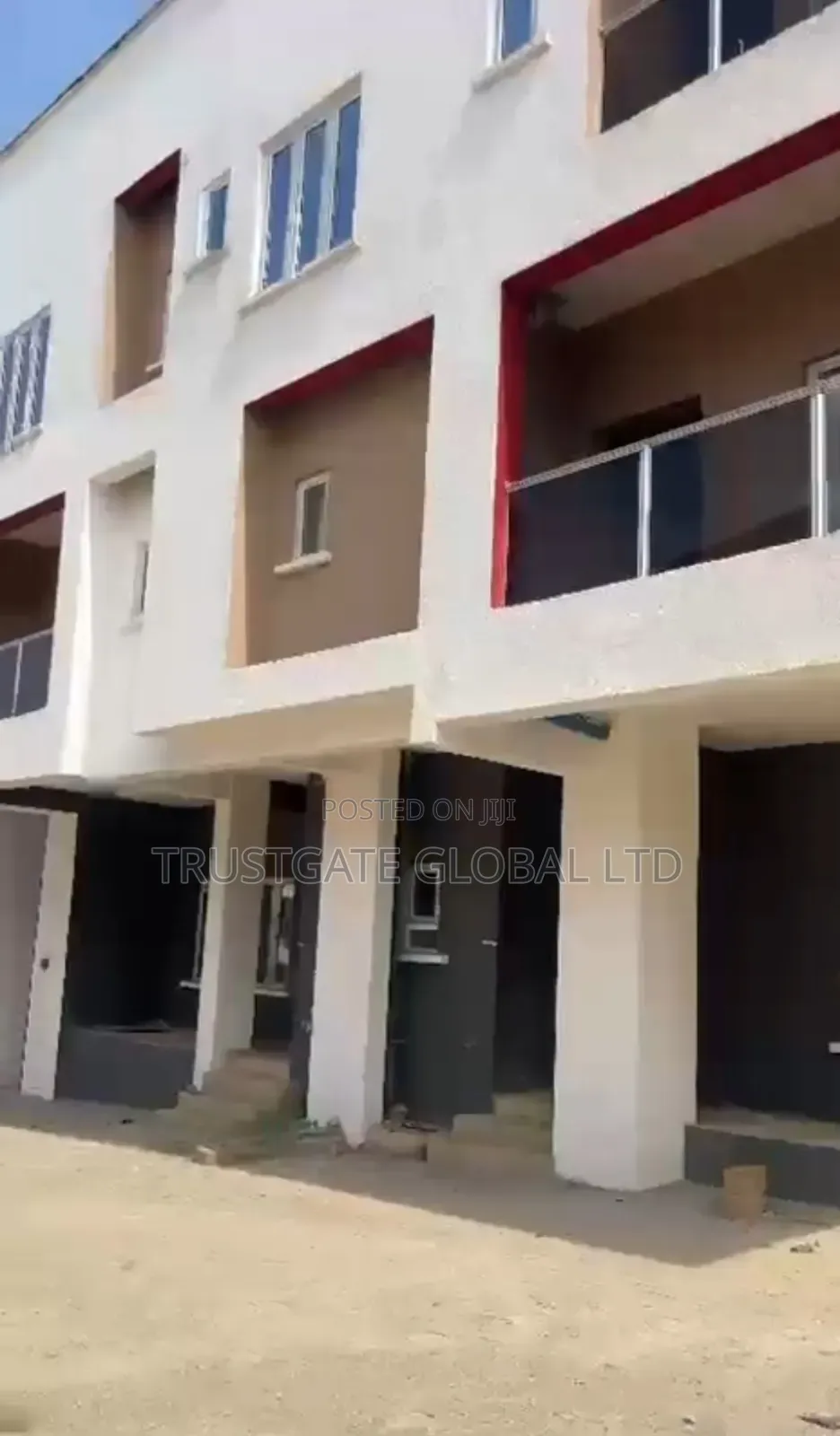 5bdrm Duplex in Paradise Estate, Durumi for sale