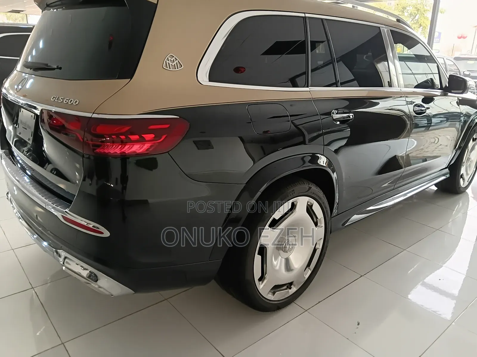 Mercedes-Benz Maybach GLS GLS 600 AWD 2024 Gold