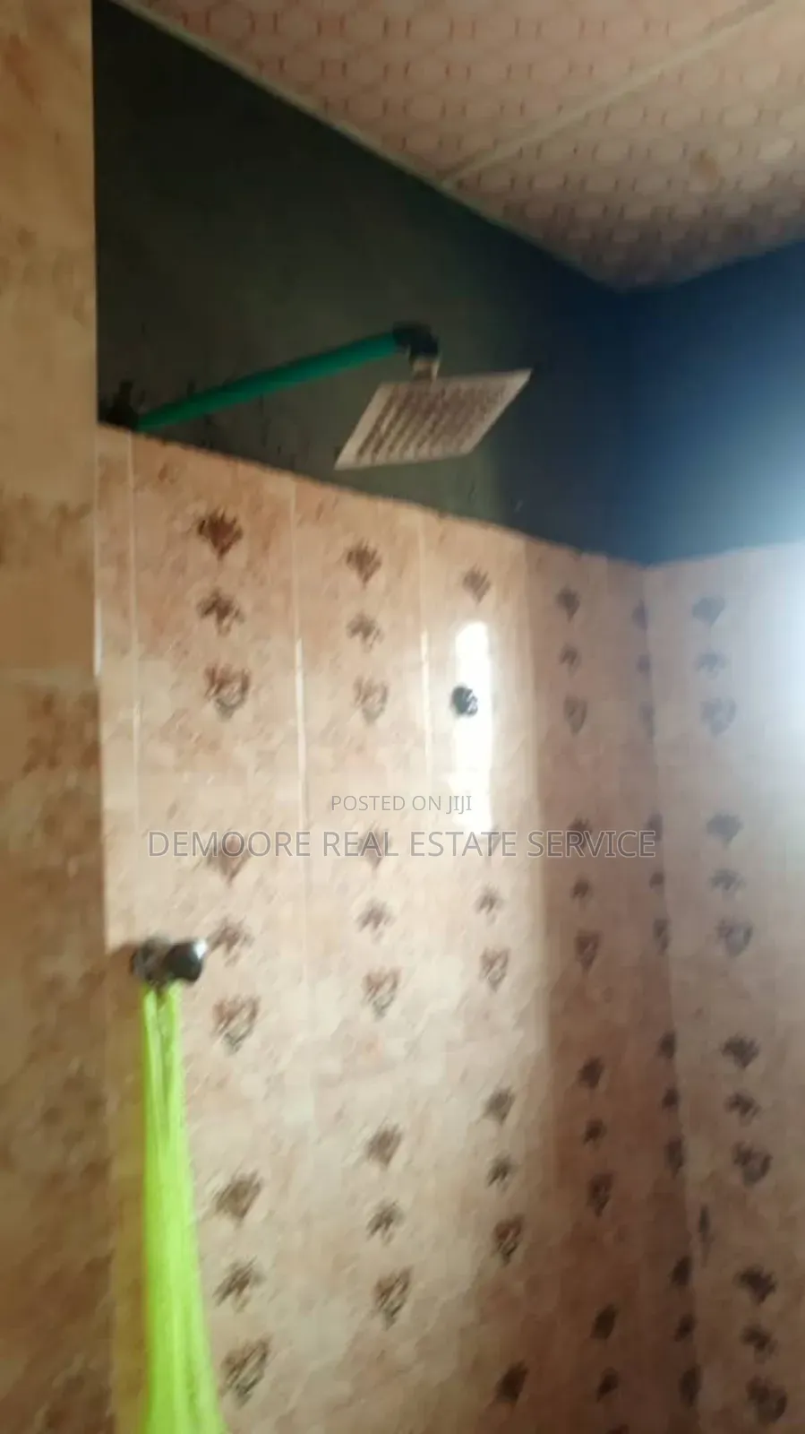 Mini Flat in Abaranje for sale