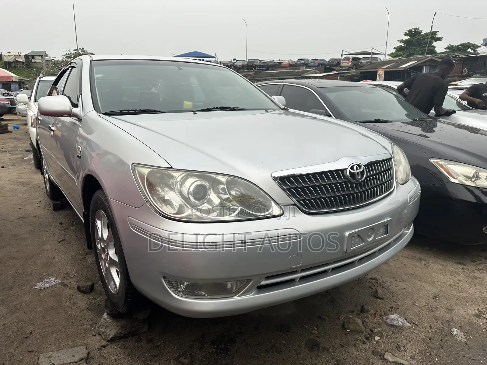 Toyota Camry SE V6 4dr Sedan (3.3L 6cyl 5A) 2005 Silver