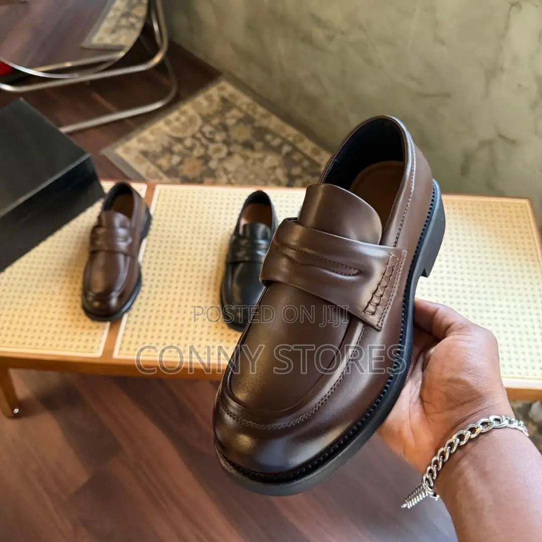 *The Bold Cut-Out Bridge Loafers in Brown Black*