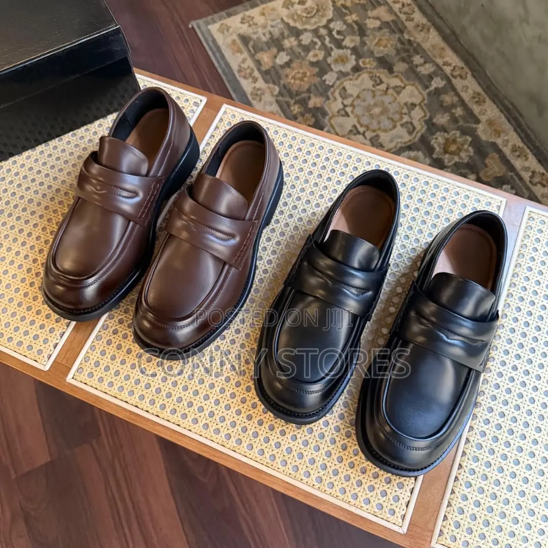 *The Bold Cut-Out Bridge Loafers in Brown Black*