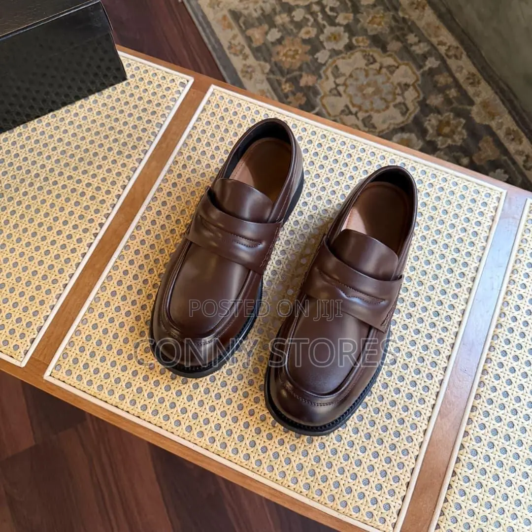 *The Bold Cut-Out Bridge Loafers in Brown Black*
