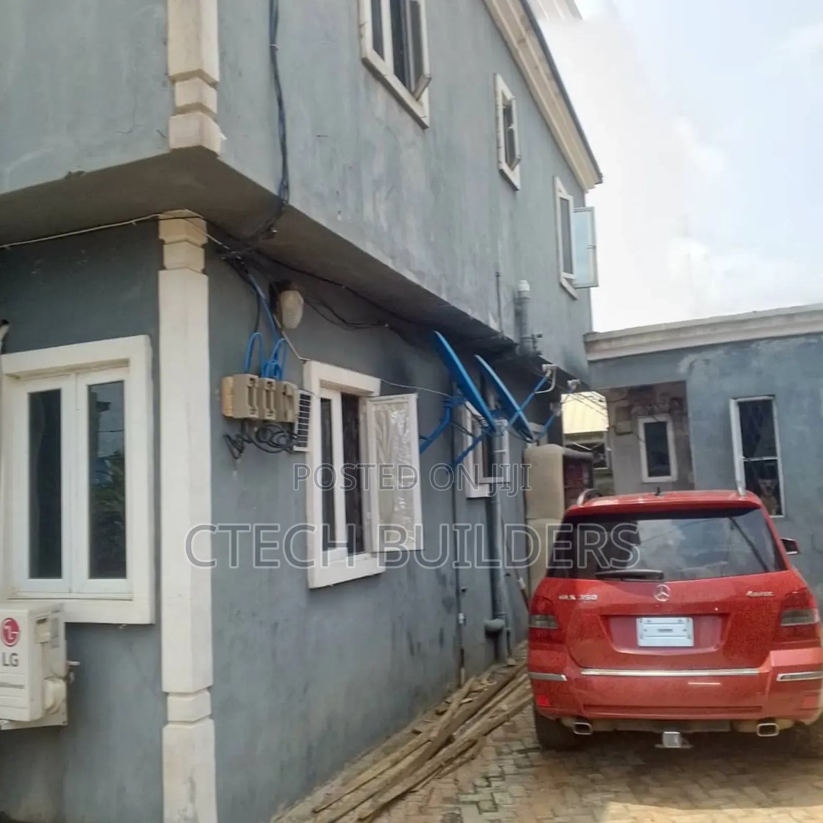 3bdrm Block of Flats in Benin City for sale
