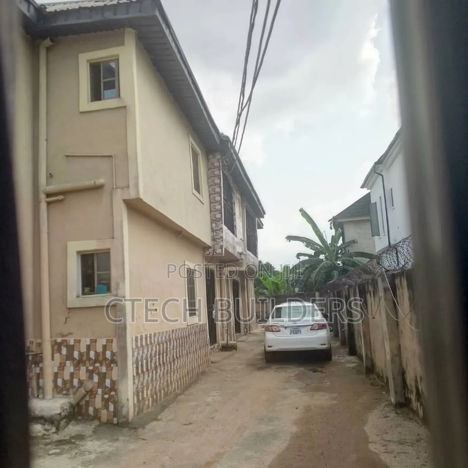 3bdrm Block of Flats in Benin City for sale