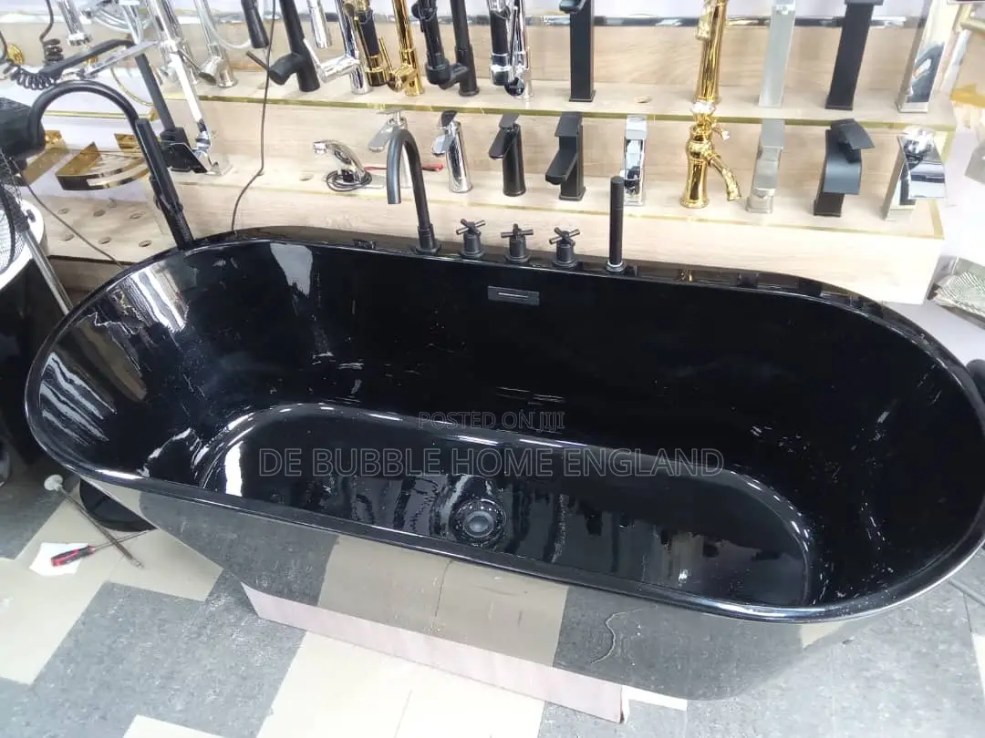 Luxury Bath Tub