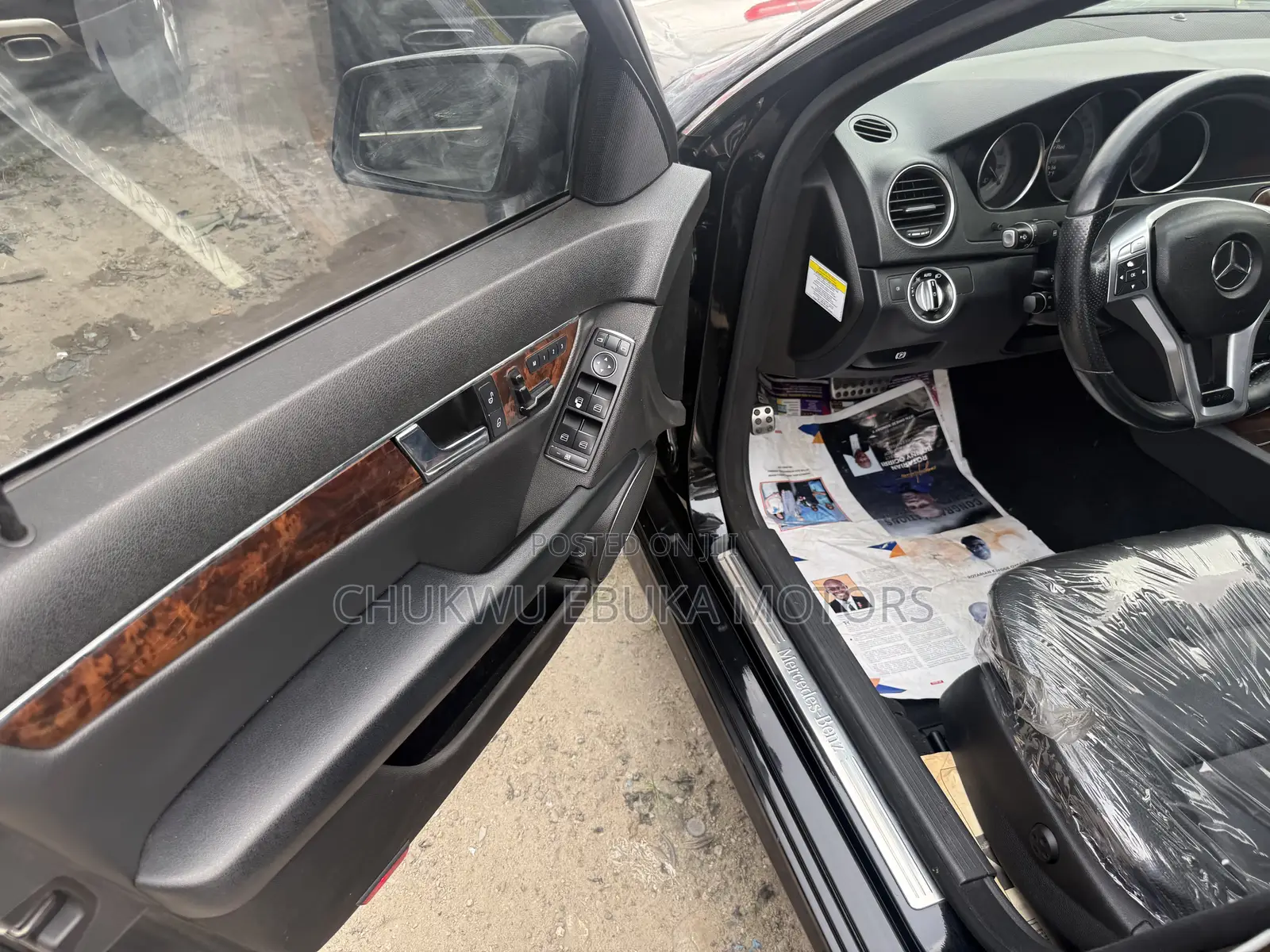 Mercedes-Benz C300 Luxury 4Matic Sedan AWD (3.5L 6cyl 7A) 2013 Black