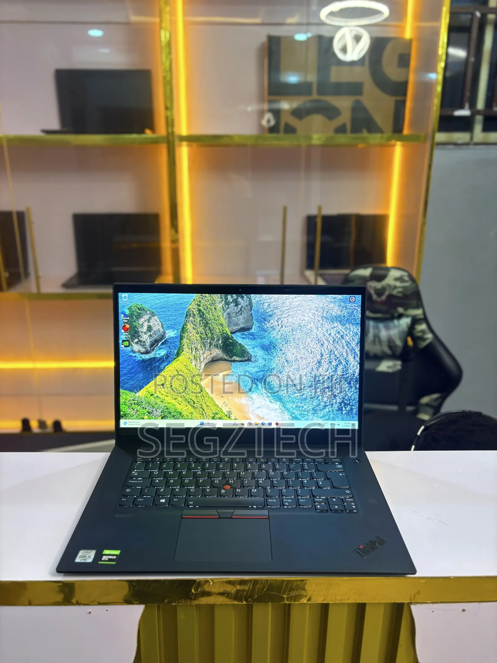 Laptop Lenovo ThinkPad X1 Carbon 16GB Intel Core I9 SSD 256GB