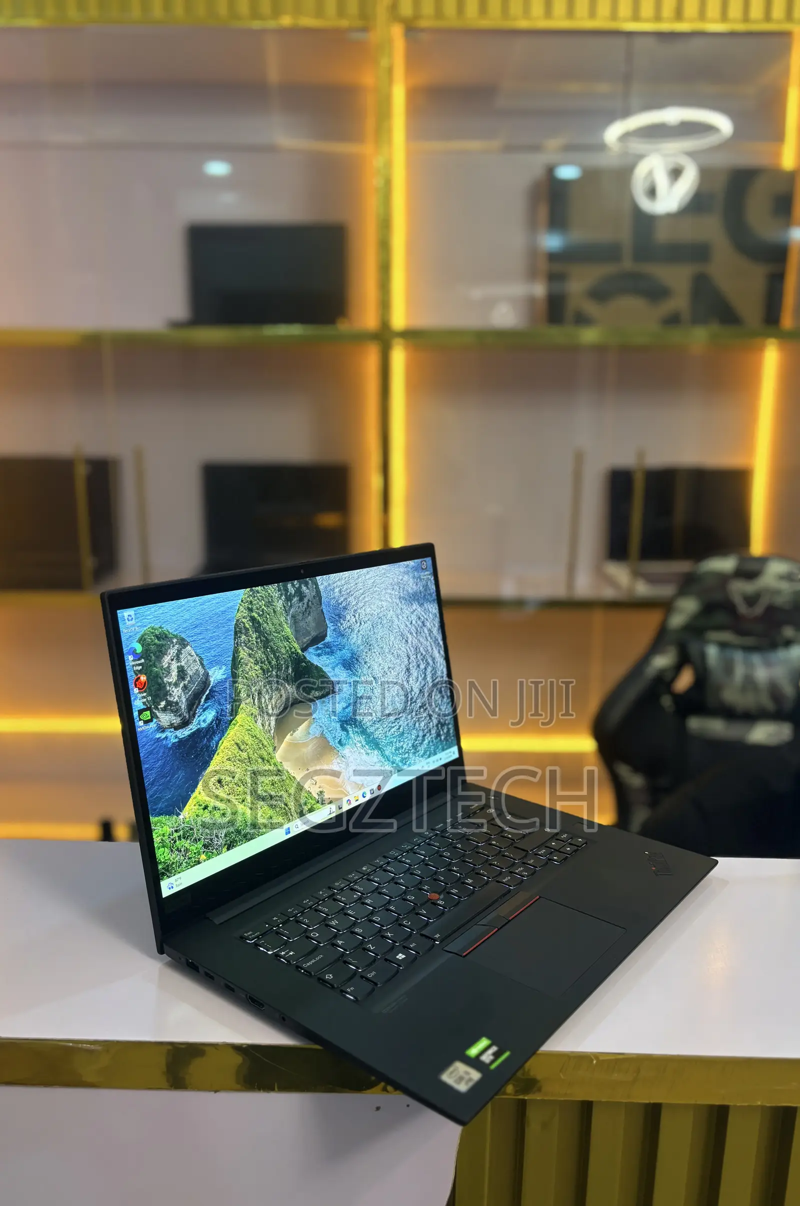 Laptop Lenovo ThinkPad X1 Carbon 16GB Intel Core I9 SSD 256GB