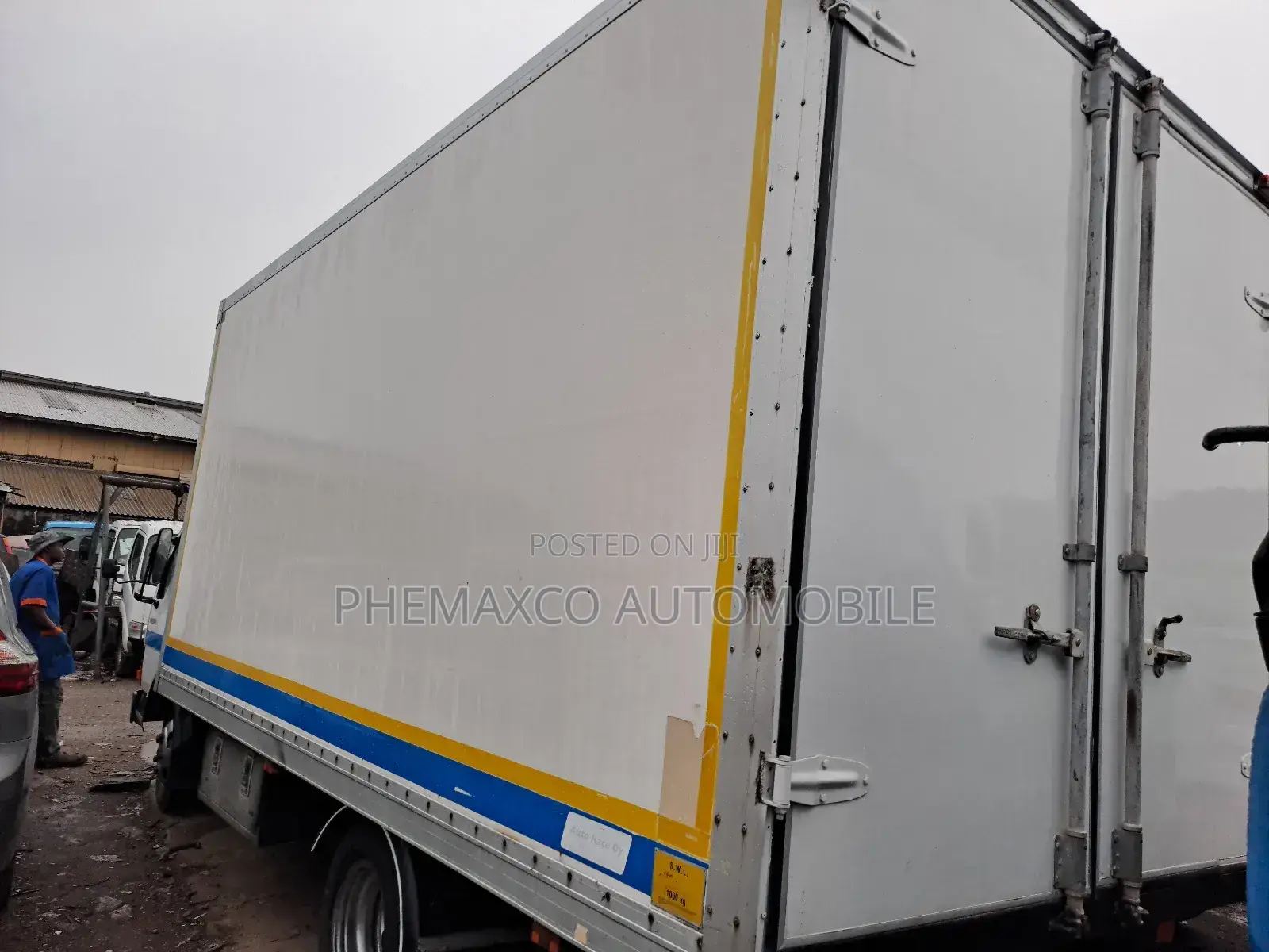 Mitsubishi Canter 4d31