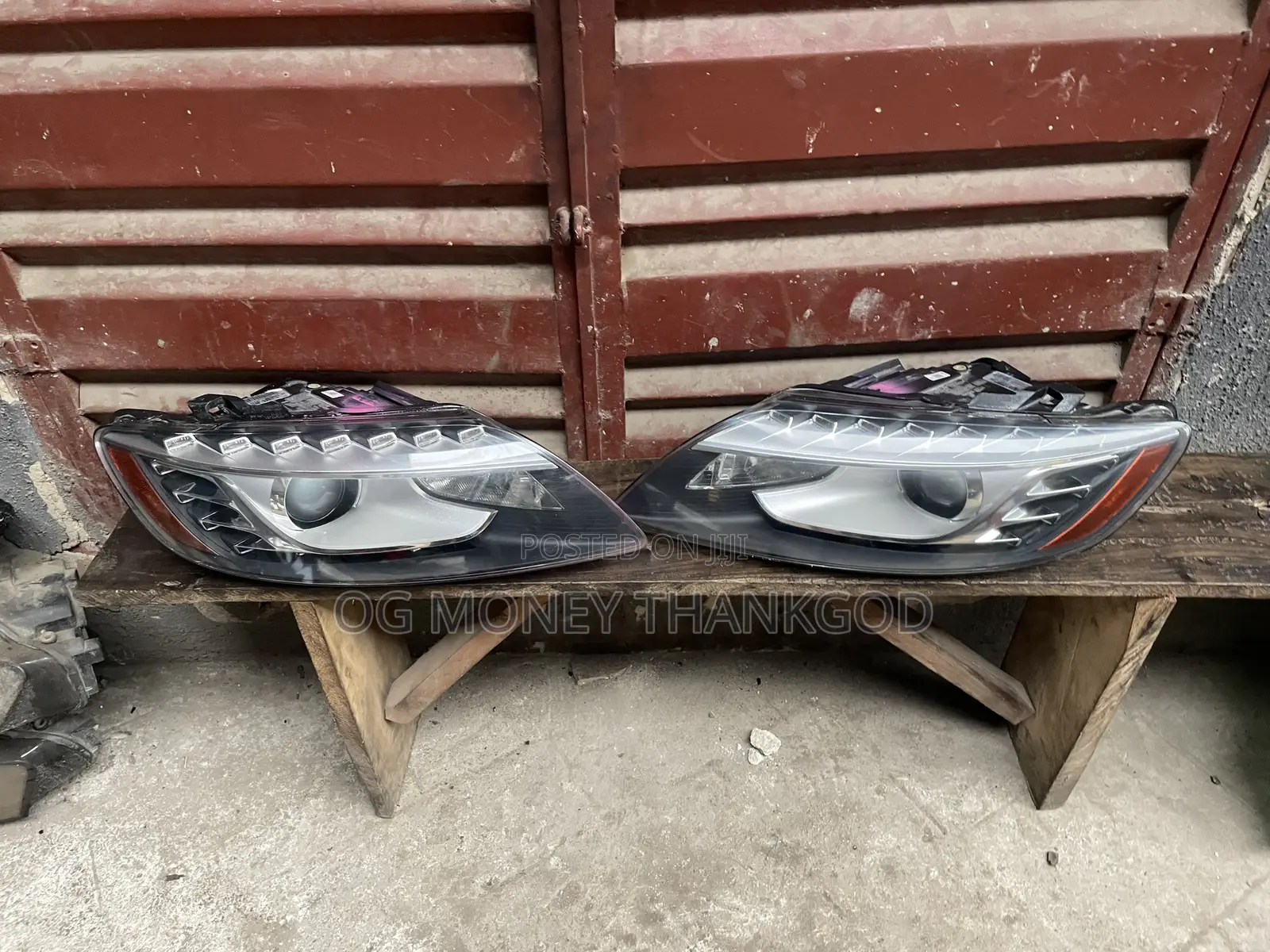 Headlights Audi Q7 2013 2014