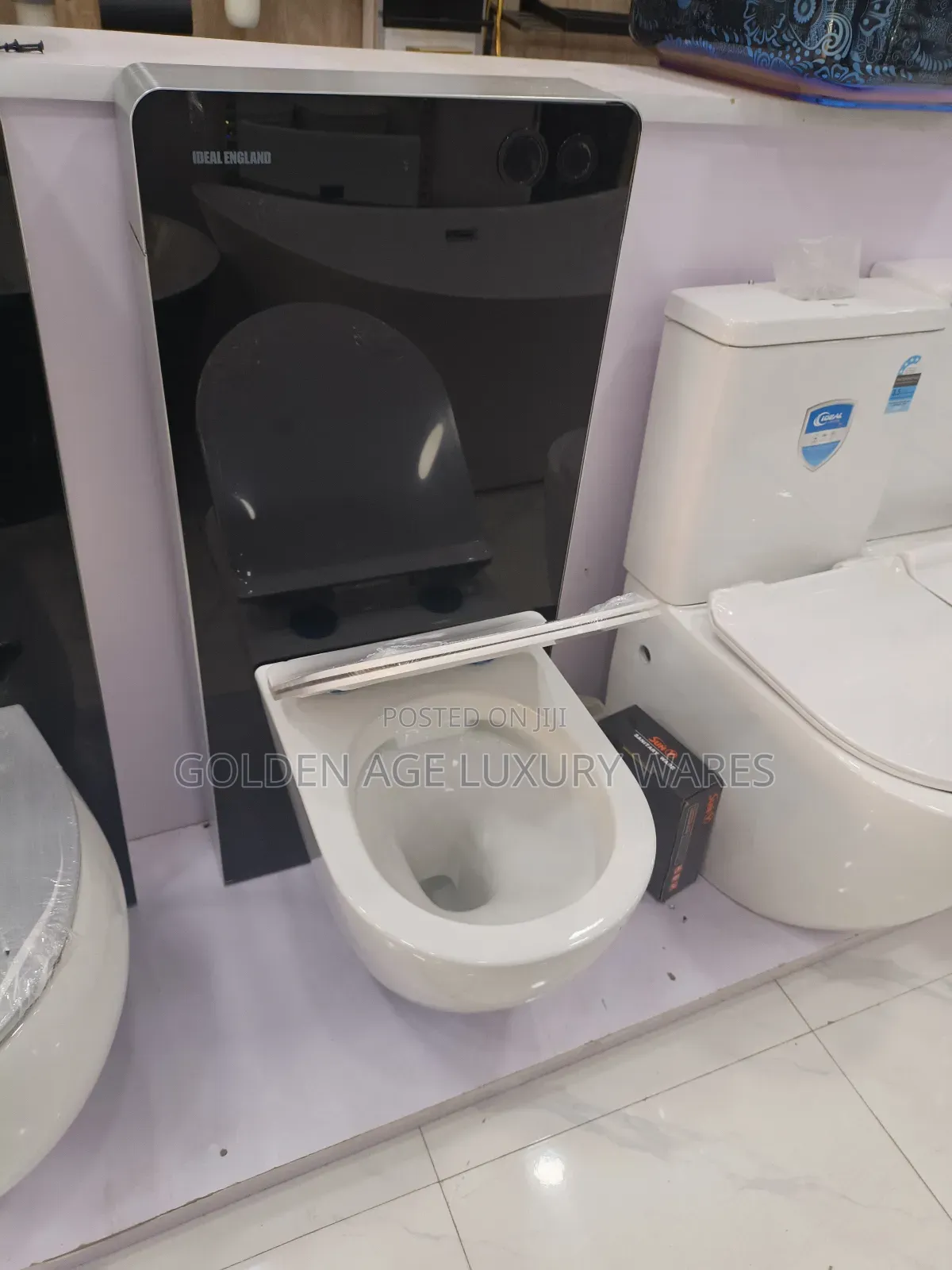 Round Monolith Wc White