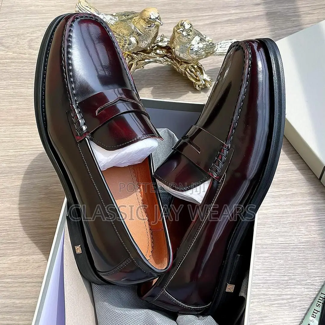 Wetlop Quality Exotic Shoe in Two Colors