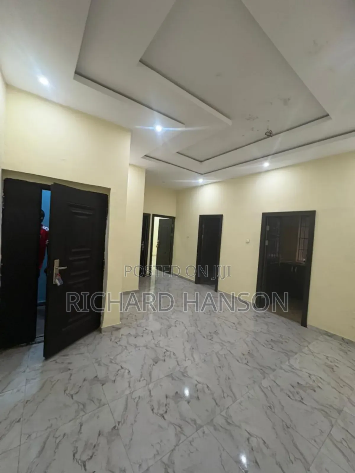 2bdrm Apartment in Secured Estate, Lekki for rent