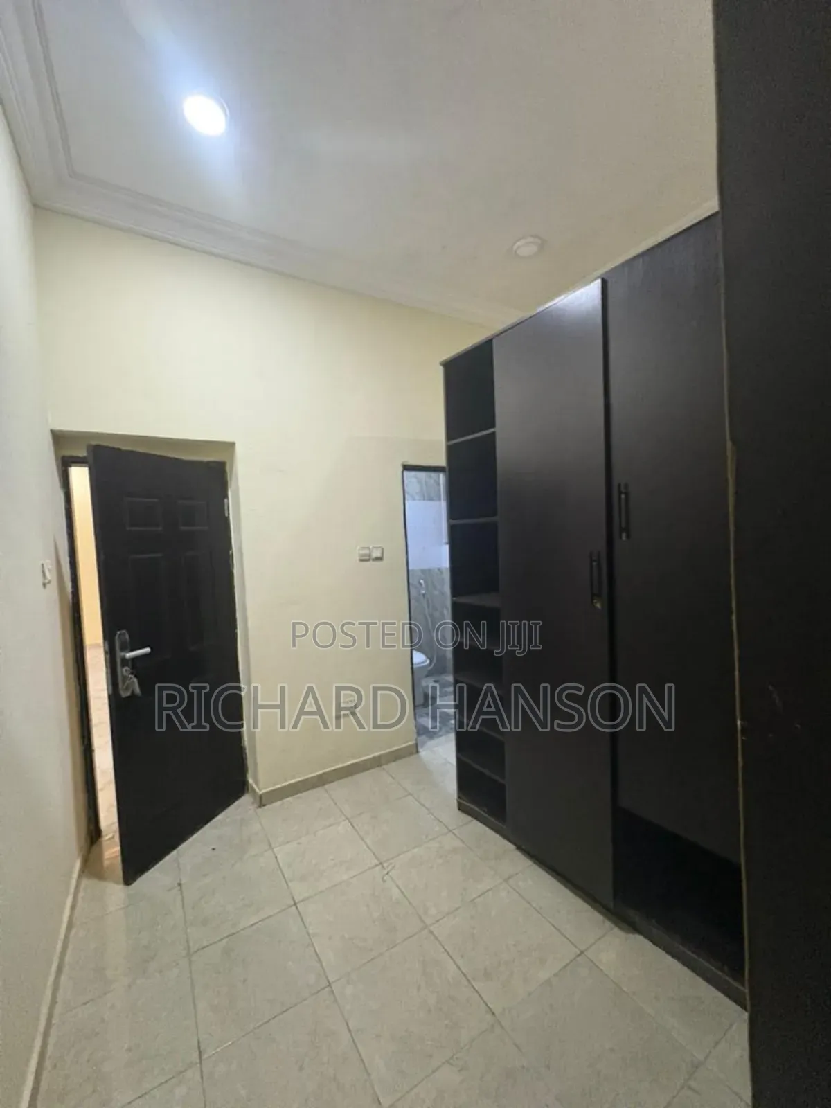 2bdrm Apartment in Secured Estate, Lekki for rent