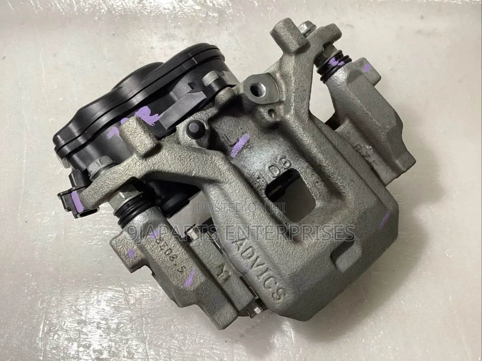 2019-2025 Lexus Es300h Es350 Rear/Back Right Side Brake Caliper